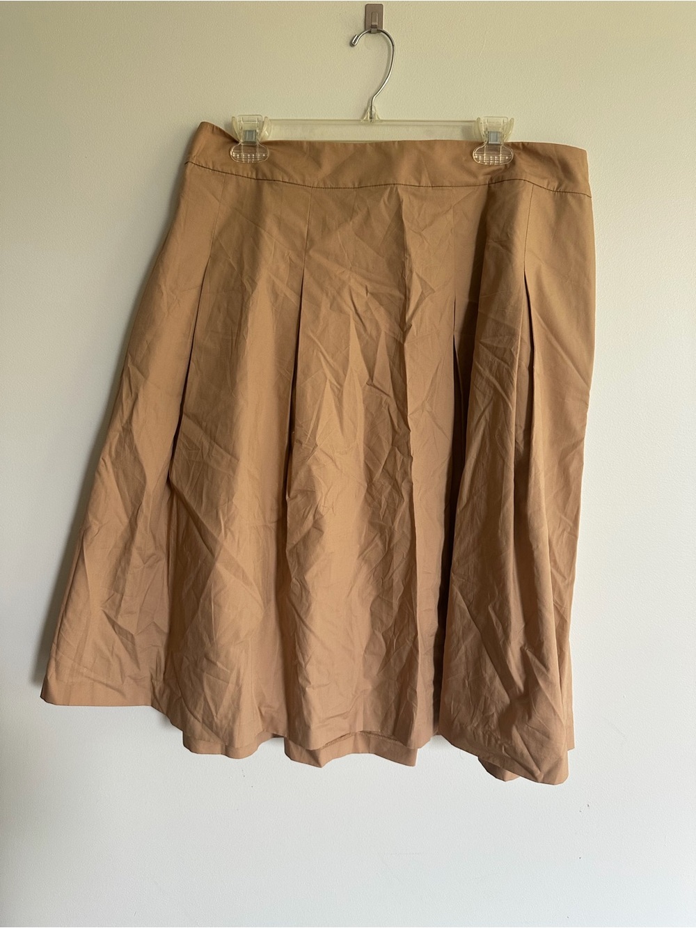 Talbots A-Line Pleated Skirt in Camel Brown 100% Cotton Natural Fibers Modern
